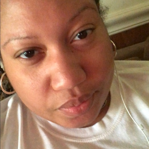 Meet your Posher, Alicia - Picture 1 of 1